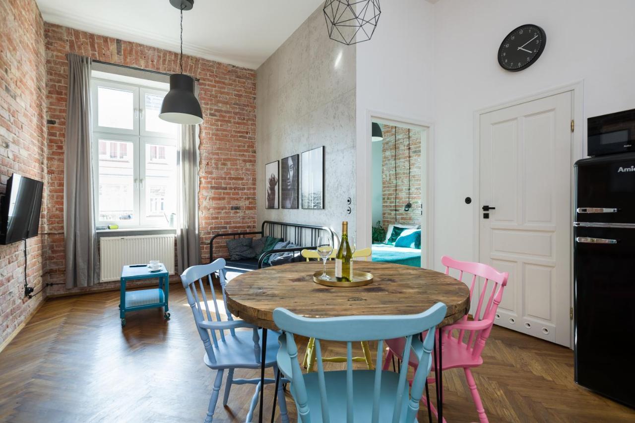 Discover Krakow Loft Apartment Near Main Station Netflix Exterior photo